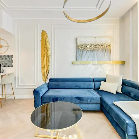 Alqueen - Old Town Granaria Apartment *