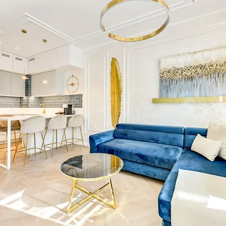 Alqueen - Old Town Granaria