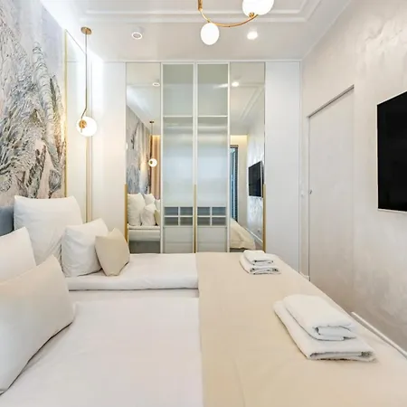 Alqueen - Old Town Granaria * Danzica